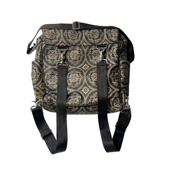 Petunia Pickle Bottom Baby Diaper Bag Boxy Backpack Convertible Large Diaper Bag - Picture 2 of 11